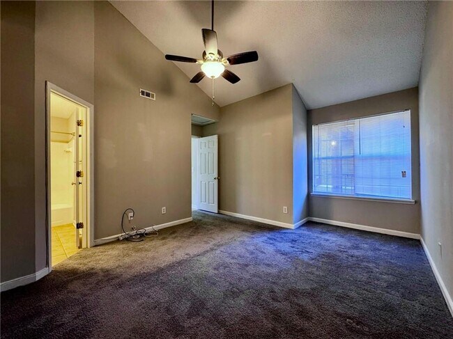 Building Photo - 1107 Sandy Ln Dr