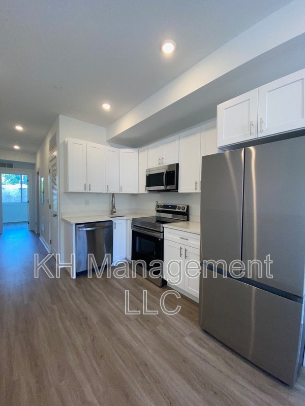 Building Photo - 976 N 45th St