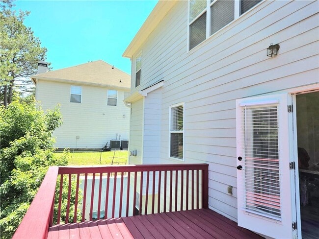 Building Photo - 1140 Foxcroft Dr
