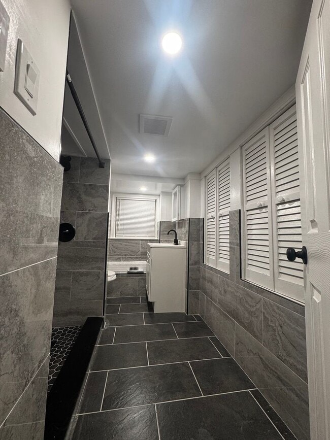 Building Photo - 6508 Winchester Ave