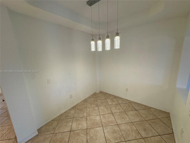 Building Photo - 12701 SW 49th Ct