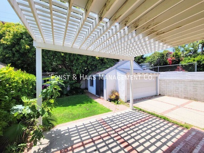 Building Photo - 2227 Camden Ave