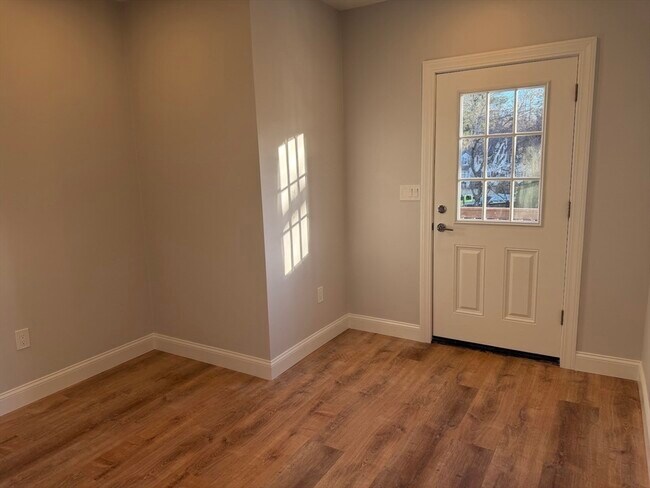 Building Photo - 51 Whittier Rd