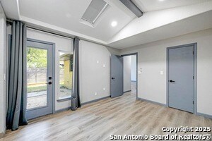 Building Photo - 2107 Darwin Dr