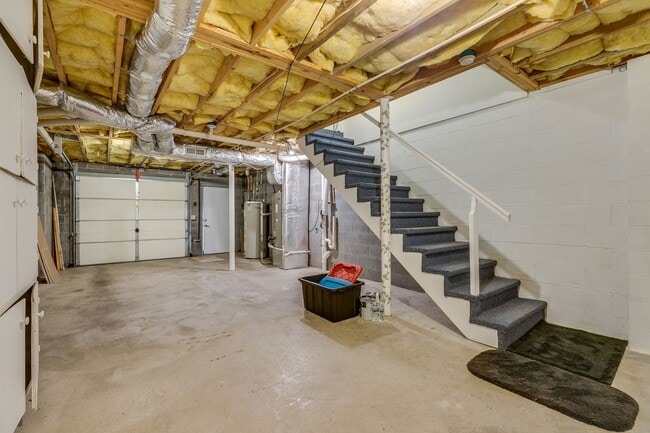 Building Photo - 3 bdrm/2 Bath Condo  Bristol, TN