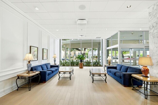 Building Photo - 1801 Lavaca St