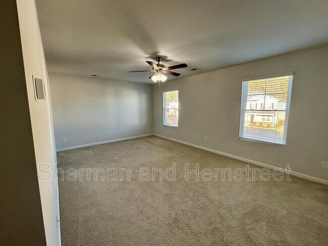 Building Photo - 248 Expedition Dr