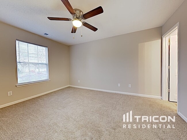 Building Photo - 3014 Great Falls Dr