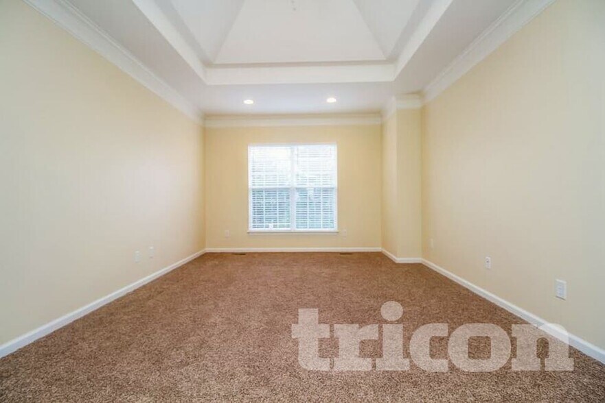 Building Photo - 100 Havenwood Ct