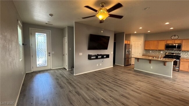 Building Photo - 10228 Ruggles Mansion Ave