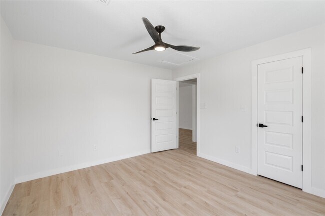 Building Photo - 12019 Beth Ln