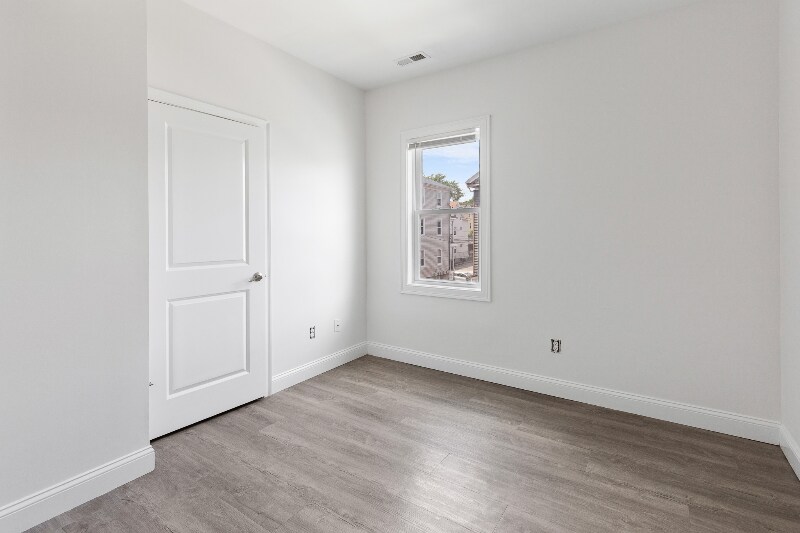 Building Photo - 14 Trenton St