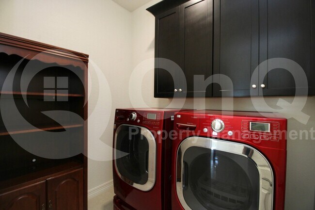 Building Photo - 1781 E Aster Pl