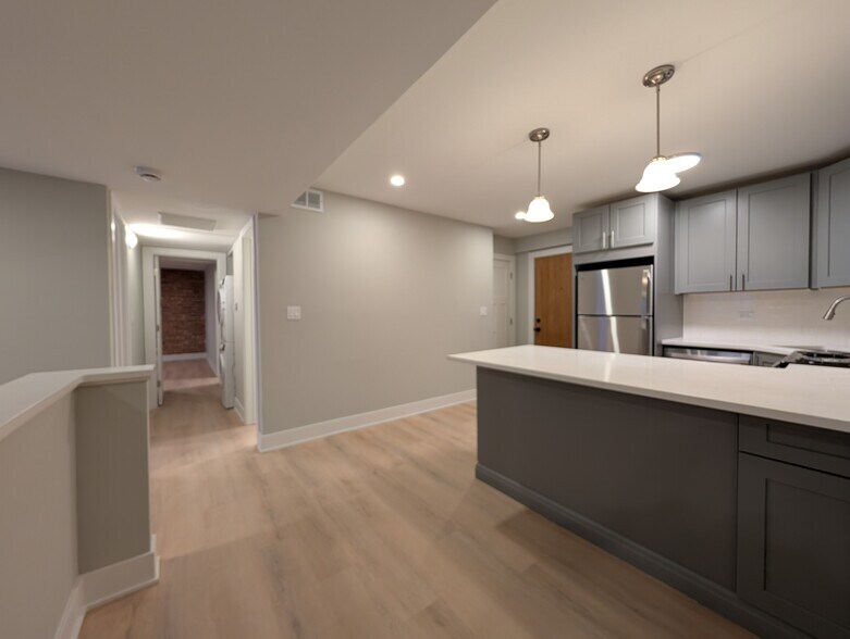 Building Photo - 1214 N La Salle Dr