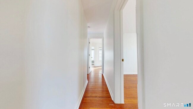 Building Photo - 108 Adams St