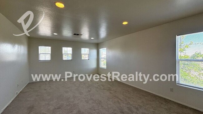 Building Photo - 9489 Sapphire Ave