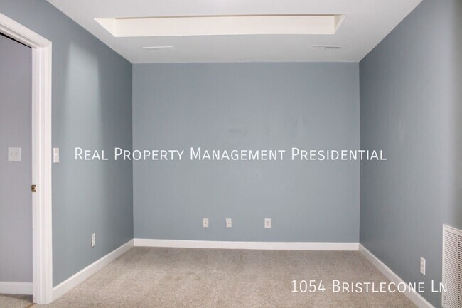 Building Photo - 1054 Bristlecone Ln