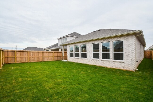 Building Photo - 146 Amaranth Wy