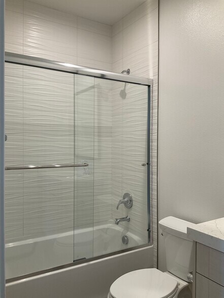 Building Photo - 2636 Everly Dr