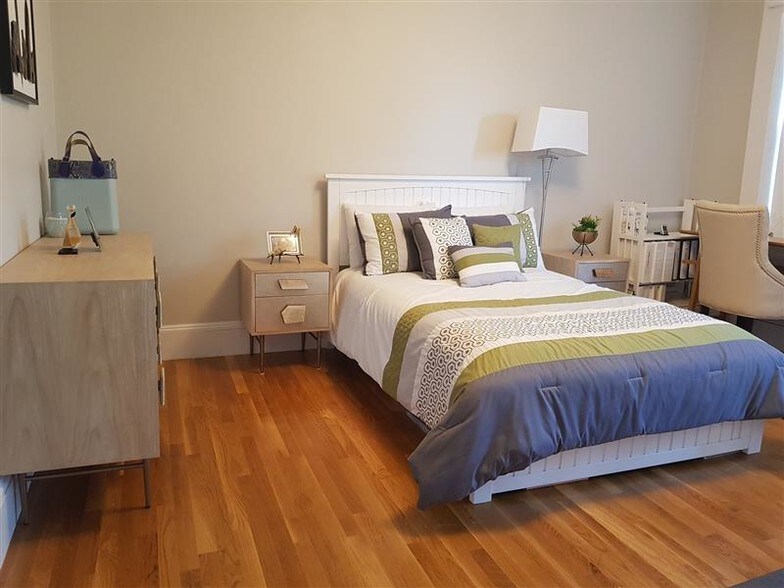 Building Photo - 22 Concord Ave