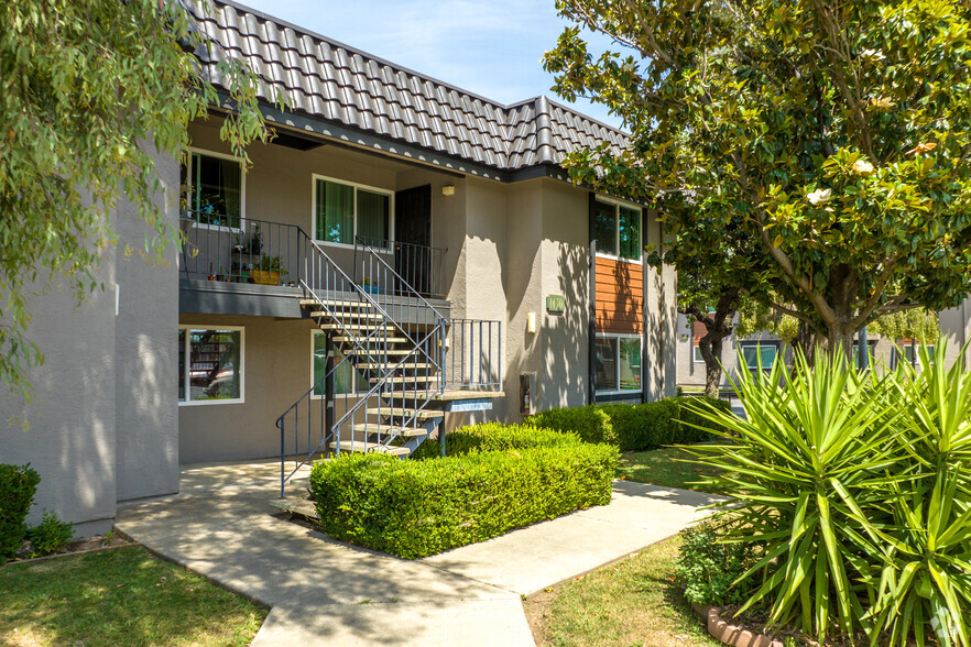 Building Image - Vacaville Park Apartments