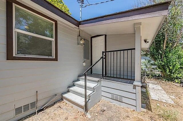 Building Photo - 193 Bass Rd