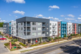 Building Photo - Highland Row
