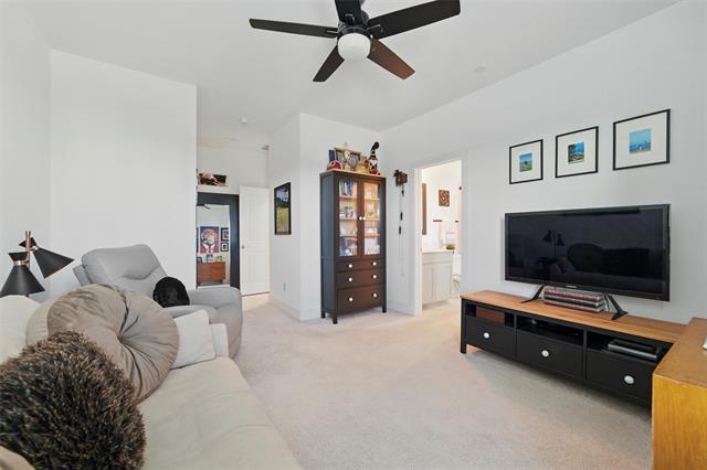 Building Photo - 1078 Maverick Dr