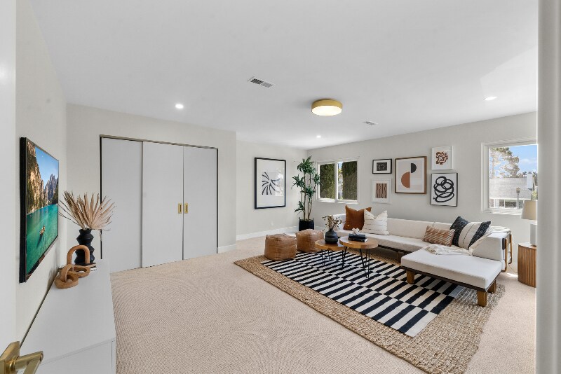 Building Photo - 2928 Gaviota Cir