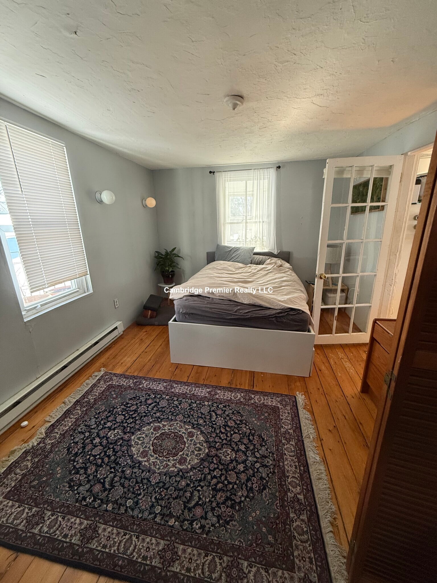 Building Photo - 434 Franklin St