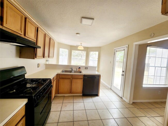 Building Photo - 19722 Ridge Falls Ct