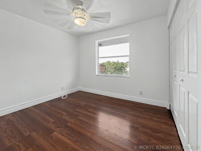 Building Photo - 10133 Brookville Ln