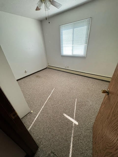 Building Photo - Elk Point 1