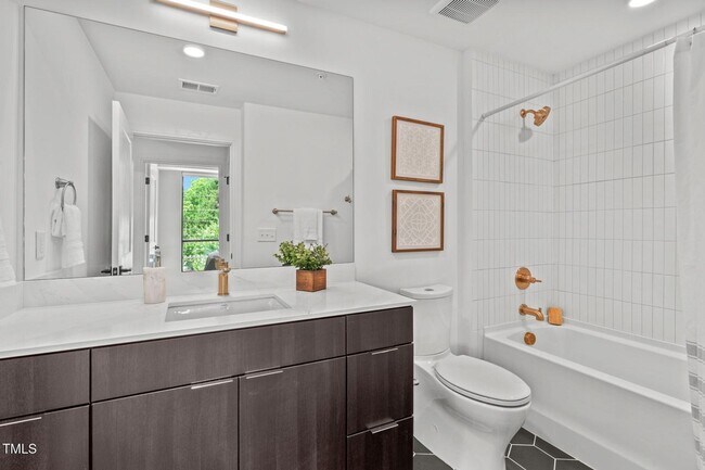 Building Photo - **OFFERING WAIVED APPLICATION FEES & $200 ...