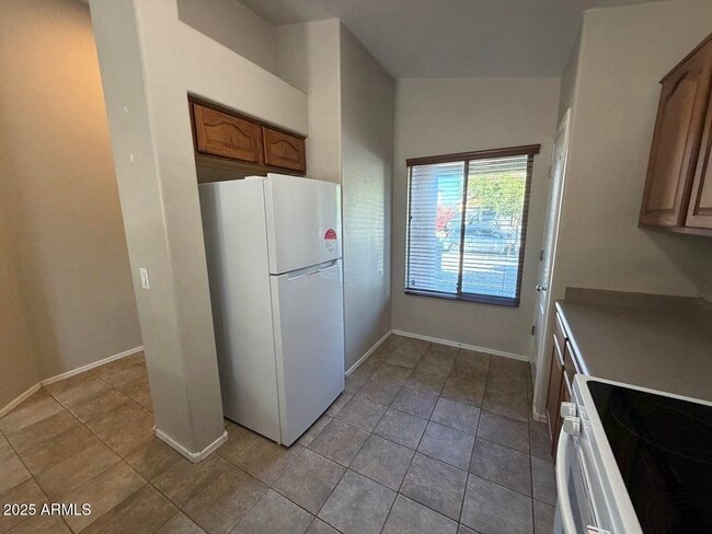 Building Photo - 11283 W Harrison St