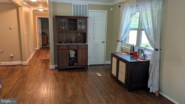 Building Photo - 15715 Tierra Dr