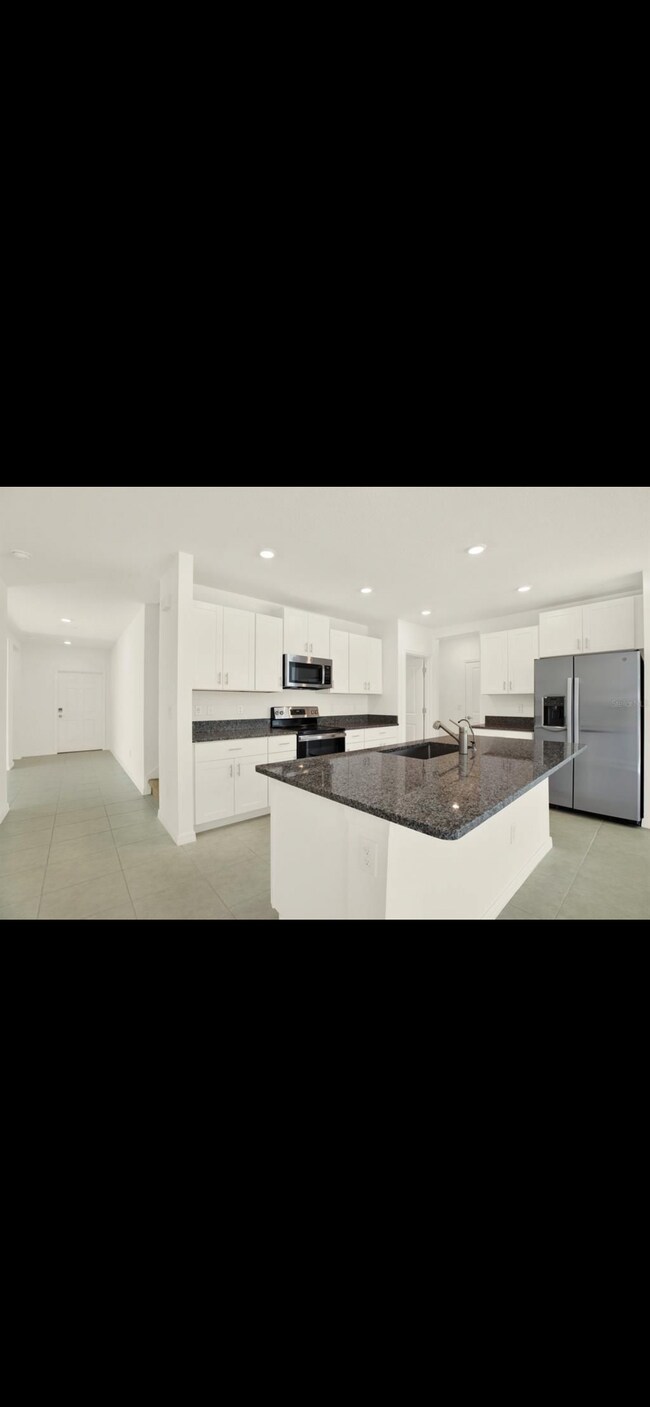 Building Photo - 6603 Back Forty Loop