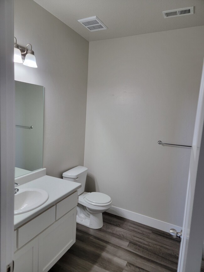 Building Photo - 4234 McKellen Dr