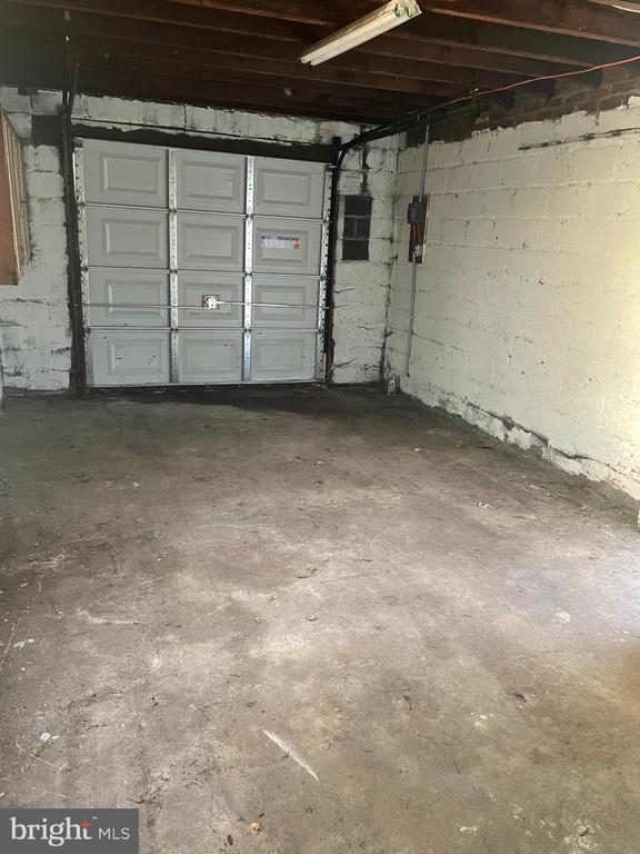 Building Photo - 3901 Richmond St