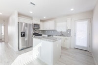 Building Photo - 13909 Paseo Bosque Ave