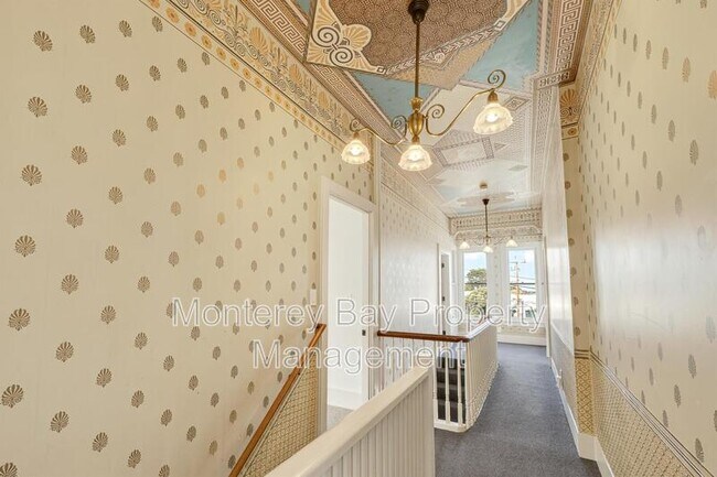 Building Photo - 225 Central Ave