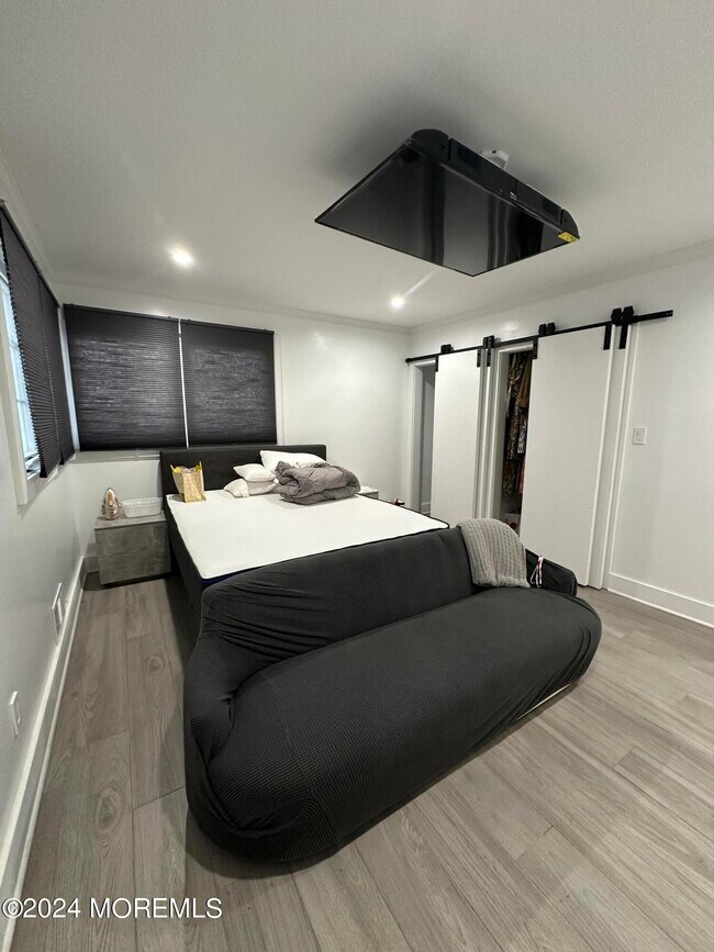 Building Photo - 46 Hilltop Rd