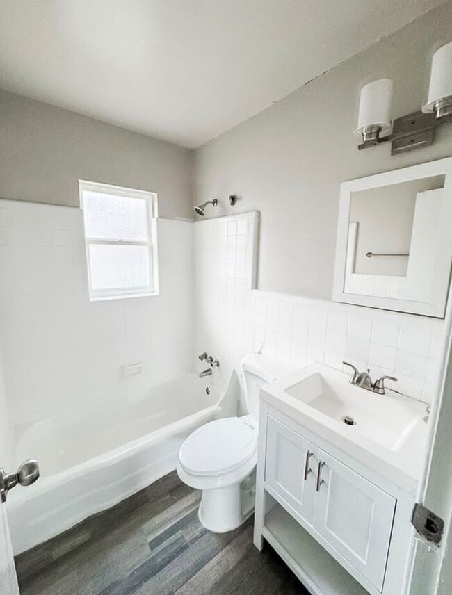 Building Photo - Second-Floor 2-Bedroom Premium Apartment | 850 SF