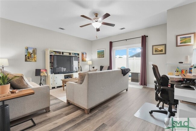 Building Photo - 320 Canyon Oak Loop