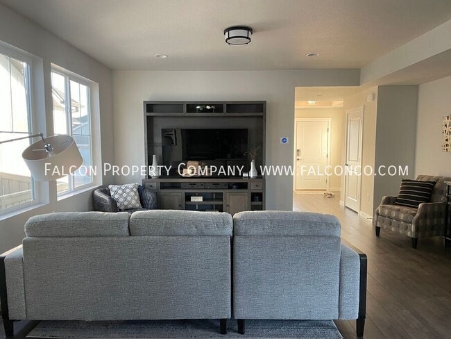 Building Photo - 8224 Harvey Logan Dr