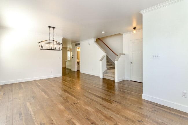 Building Photo - Beautiful upgraded 4 bedroom DuPont home with AC and sprinkler system