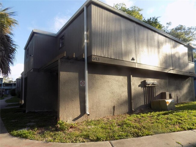 Building Photo - 613 SW 75th St