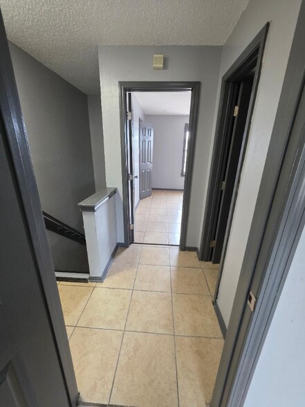 Building Photo - 7813 Star St