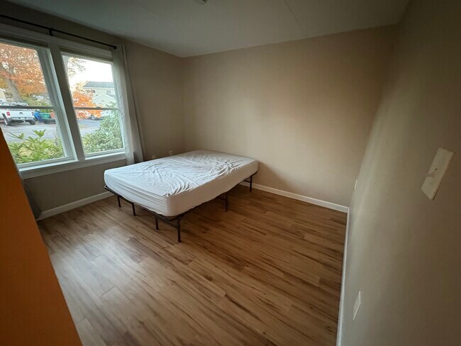 Building Photo - 64 Esker Rd