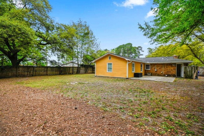 Building Photo - 4467 Donwood Cir